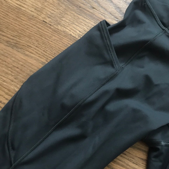 Lululemon Capri leggings - Picture 3 of 3